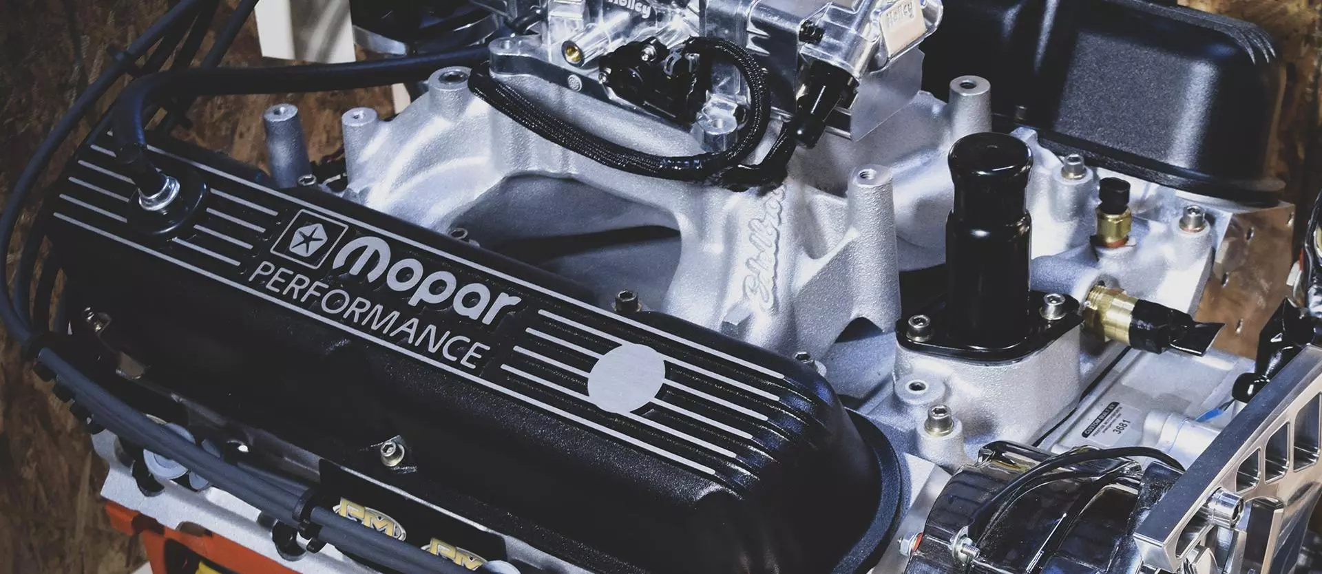 Mopar Small Block Engines